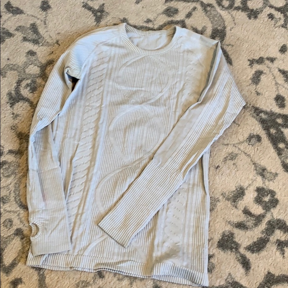 Lululemon long sleeve light grey ribbed top
